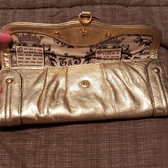Juicy Couture Clutch - Picture 7 of 8